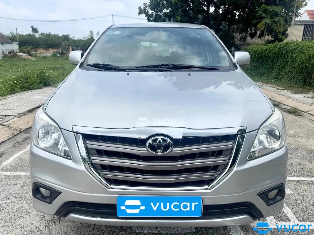 Ảnh xe Toyota Innova 2014