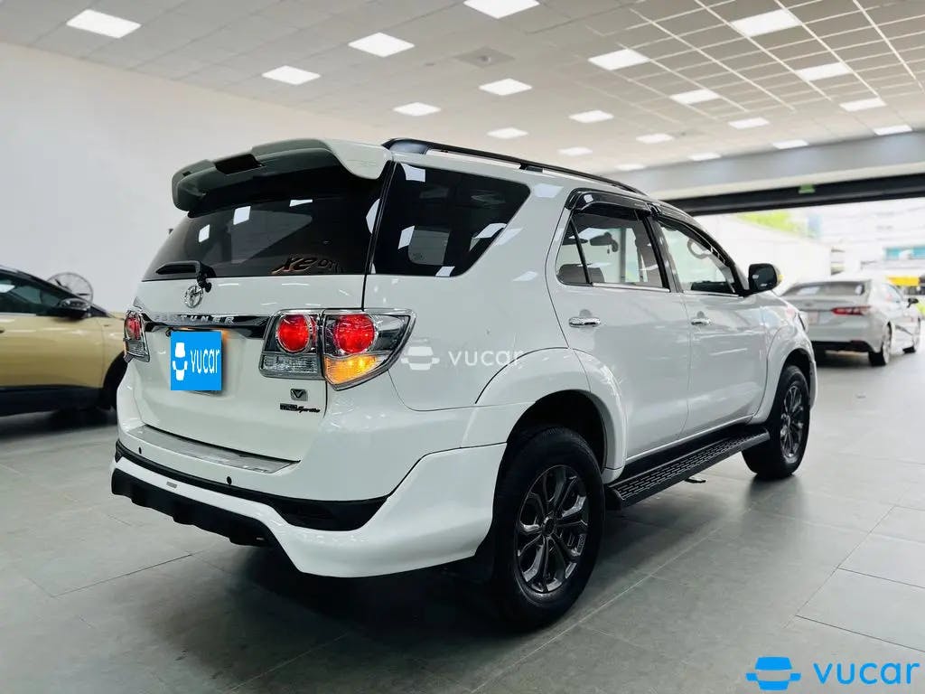 Ảnh xe Toyota Fortuner 2014