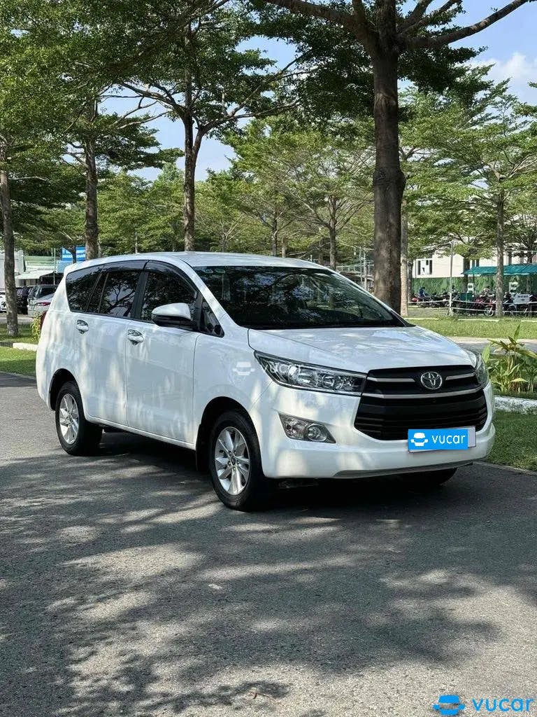 Ảnh xe Toyota Innova 2019