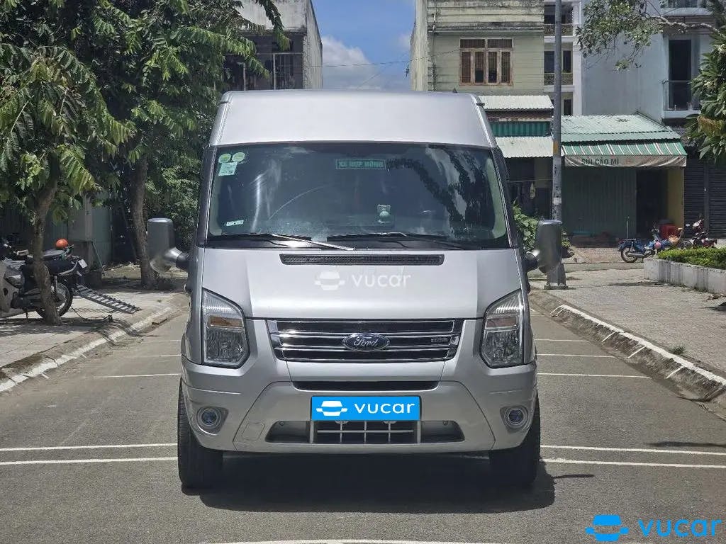 Ảnh xe Ford Transit 2018