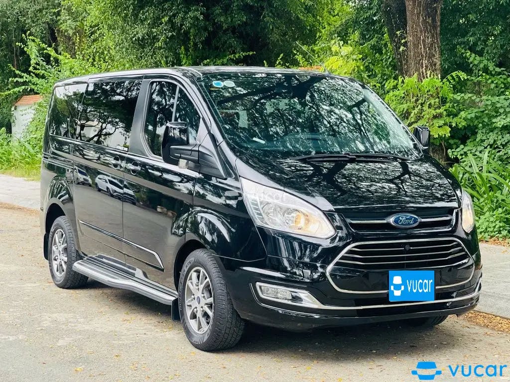 Ảnh xe Ford Tourneo 2021