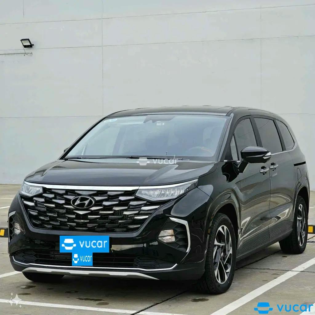 Ảnh xe Hyundai Custin 2023
