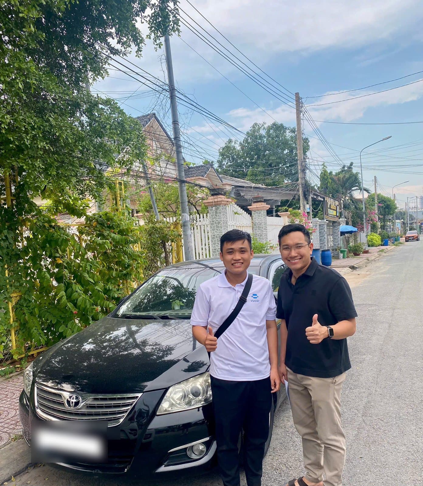 Toyota Camry trong câu chuyện bán xe qua Vucar