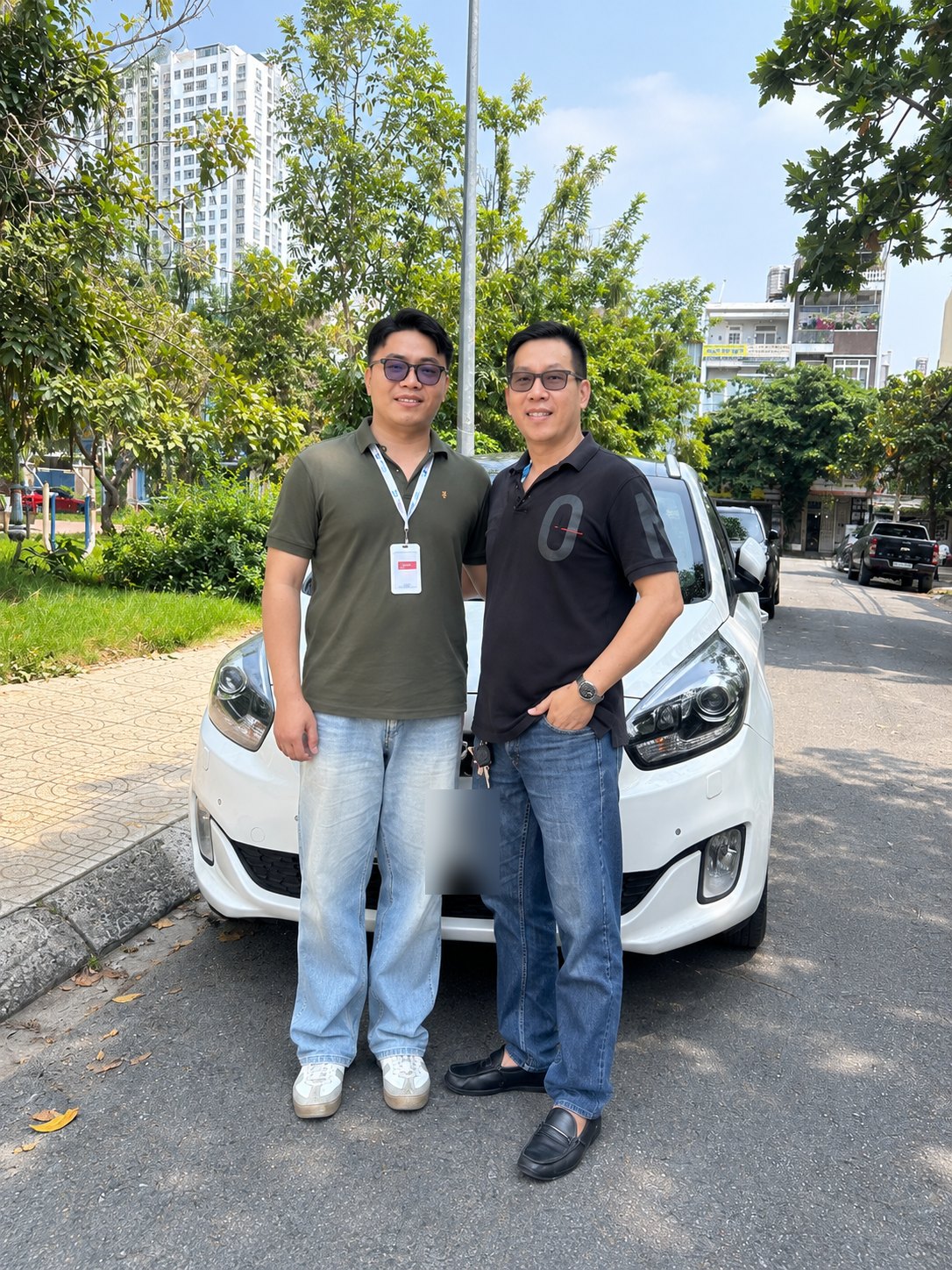 Anh Hoa — khách hàng mua bán xe qua Vucar
